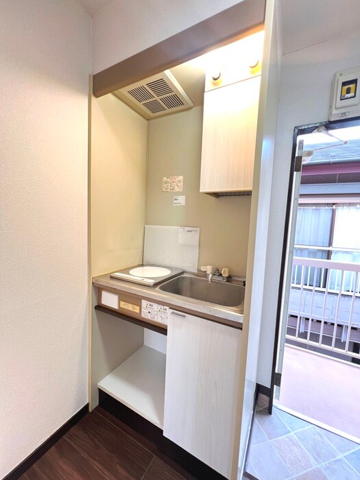 パレス西寺尾の物件内観写真