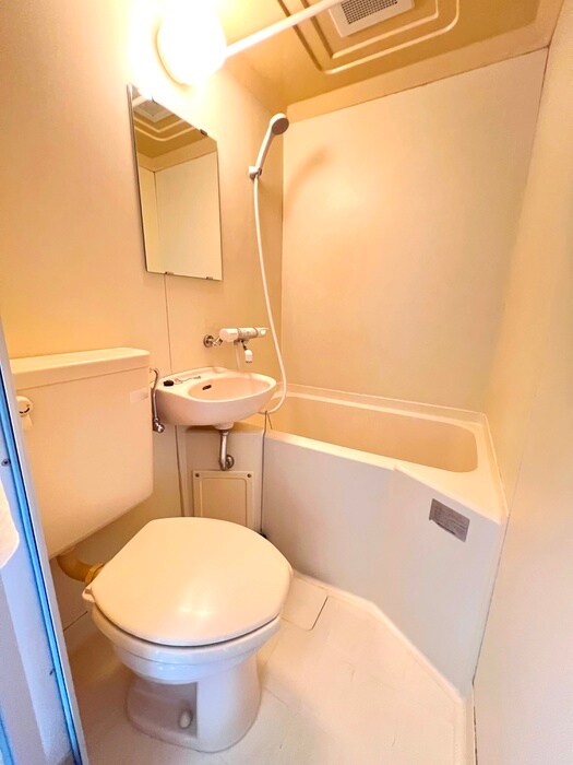 パレス西寺尾の物件内観写真