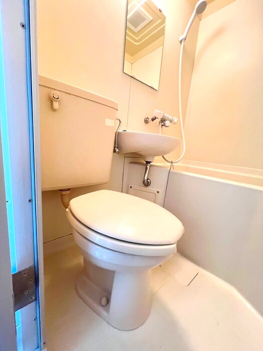 パレス西寺尾の物件内観写真