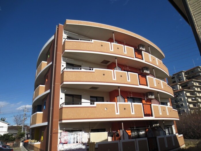 フォルトゥ－ナの物件外観写真