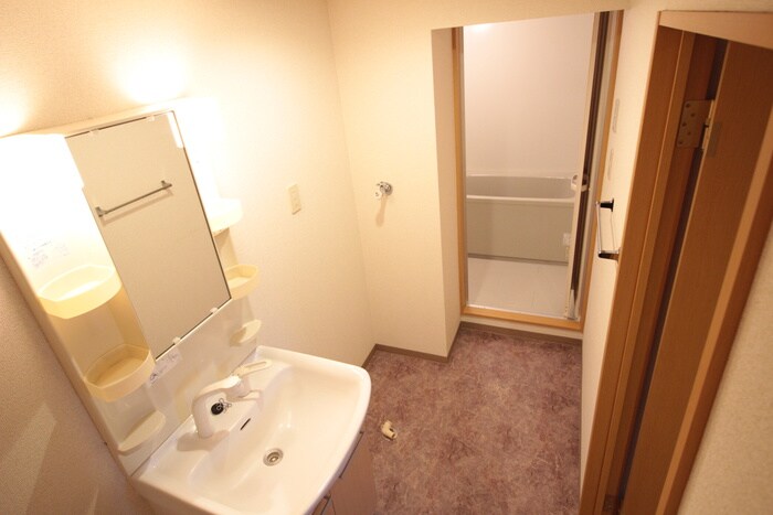 フォルトゥ－ナの物件内観写真