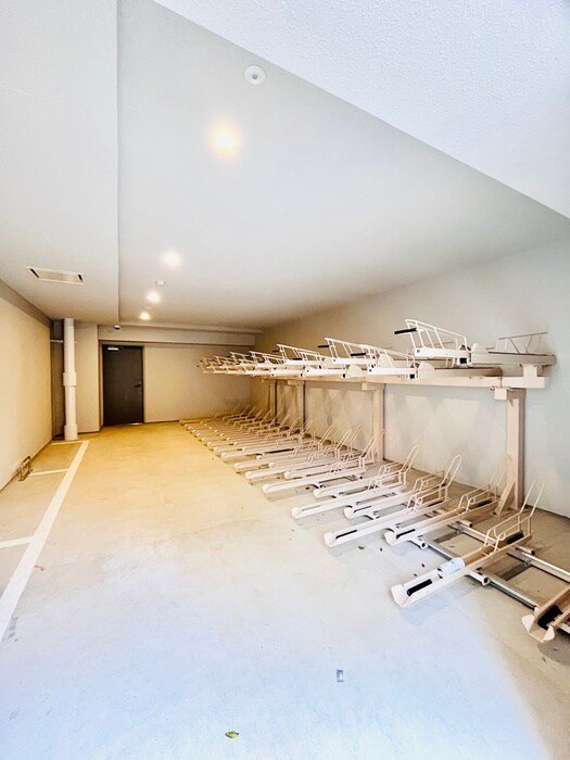 ブランシエスタ浅草千束の物件外観写真