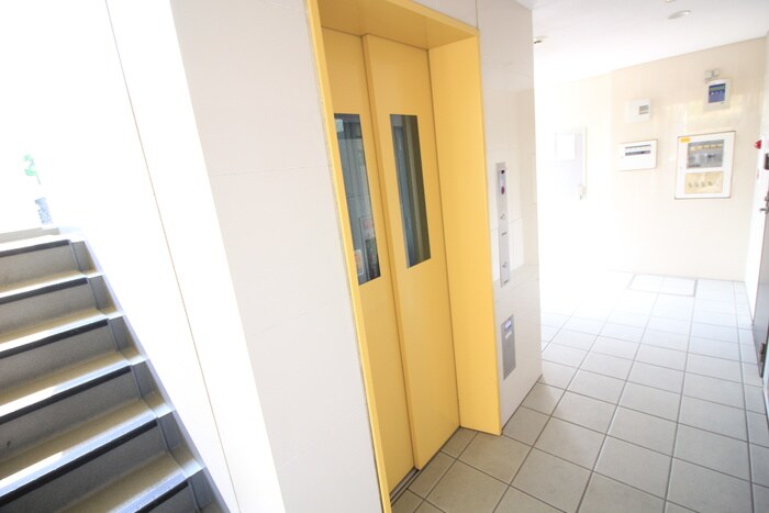 ミラ－ジュ新子安の物件外観写真