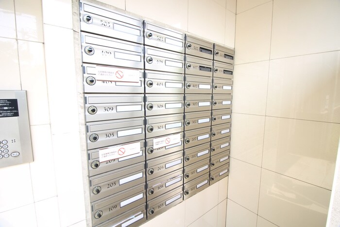 ミラ－ジュ新子安の物件外観写真