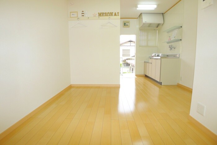 東船メゾンアイＢの物件内観写真