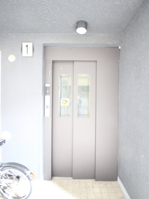 グロ－ジェン代沢の物件外観写真