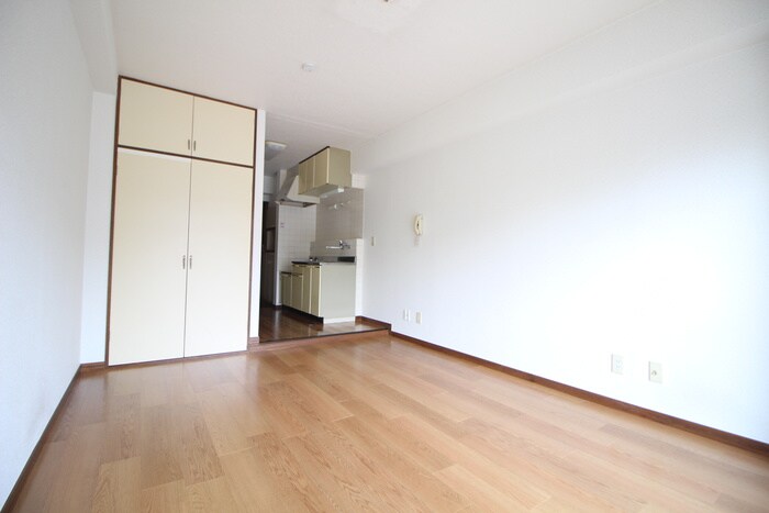 タウンハウスツジの物件内観写真