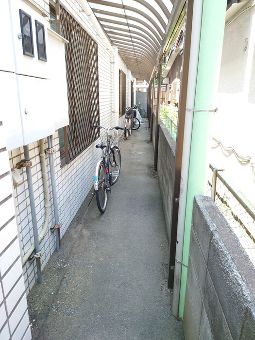 タウンハウスツジの物件外観写真