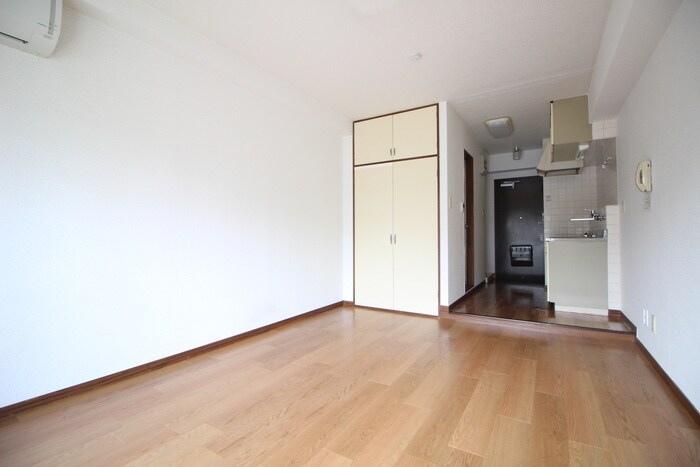 タウンハウスツジの物件内観写真