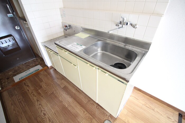 タウンハウスツジの物件内観写真