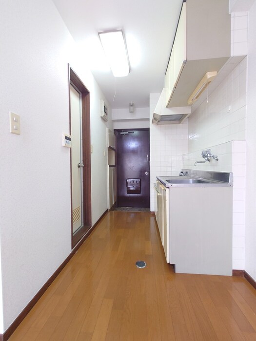 タウンハウスツジの物件内観写真