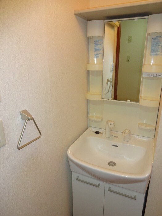 フォルモ－ザ轟の物件内観写真