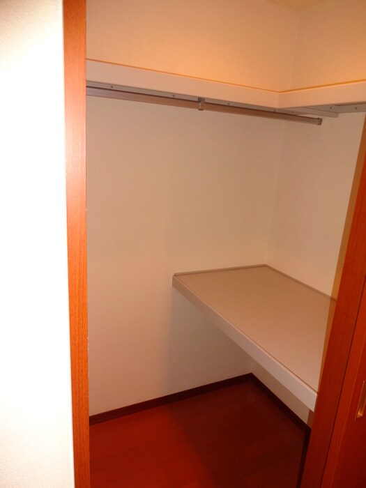 フォルモ－ザ轟の物件内観写真