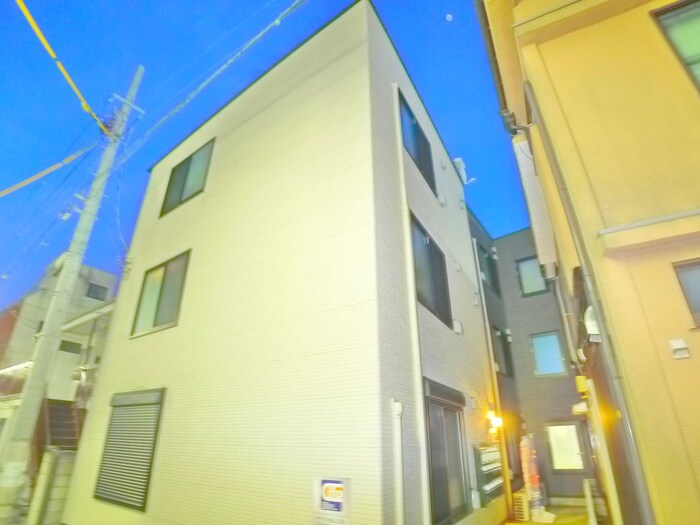 ストリングコート金町の物件外観写真