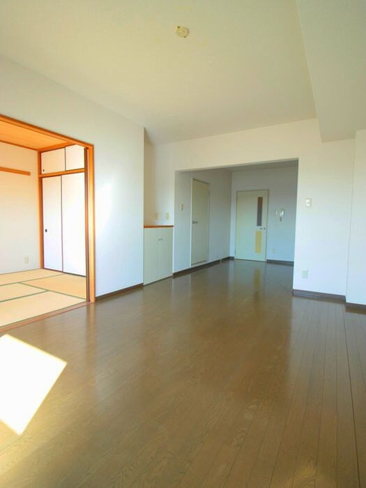 グランシャリオ千間台の物件内観写真