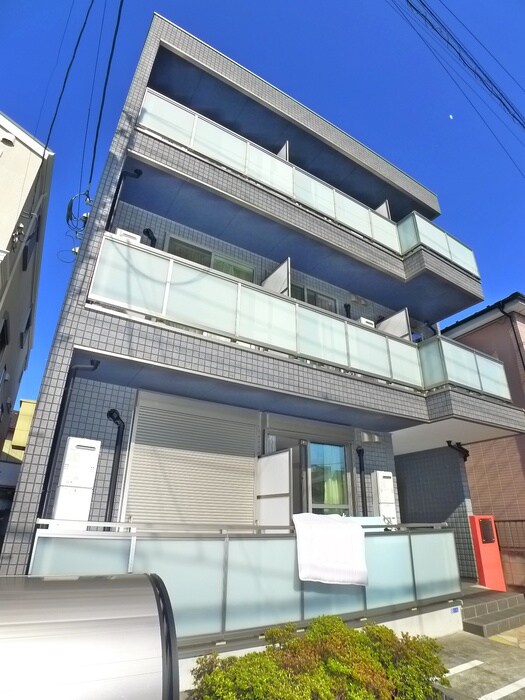 リヴェール高砂の物件外観写真