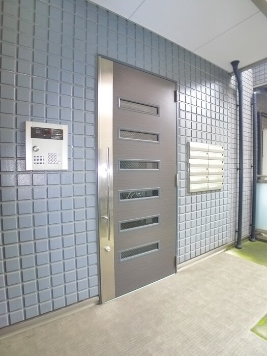 リヴェール高砂の物件外観写真