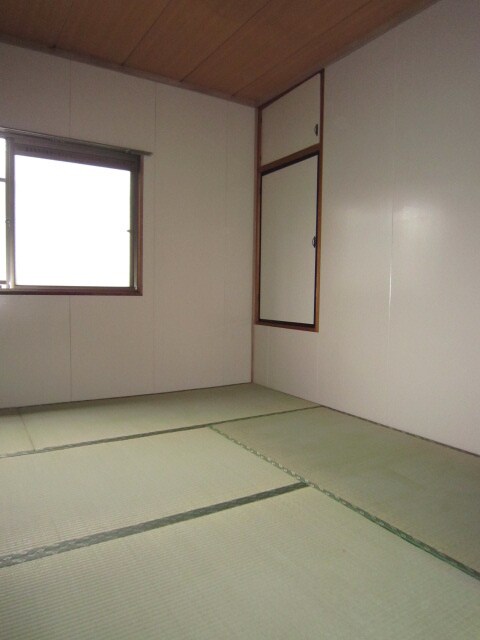 テラスハウス上水新町の物件内観写真