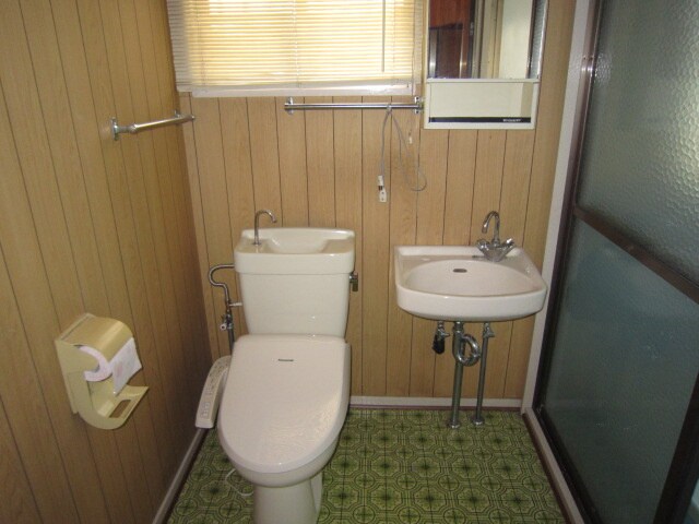 テラスハウス上水新町の物件内観写真