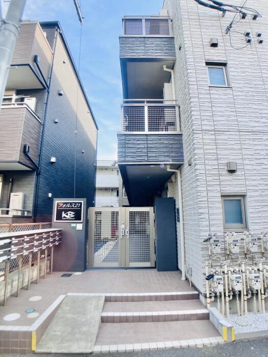 フォルス２１の物件外観写真