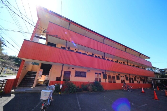 ビザビの物件外観写真