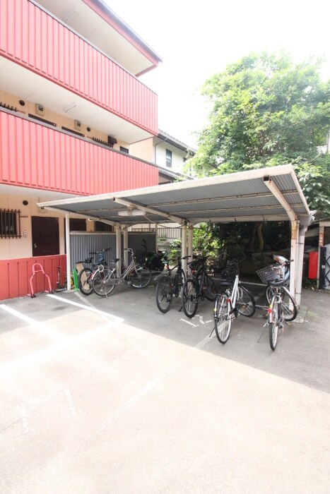 ビザビの物件外観写真