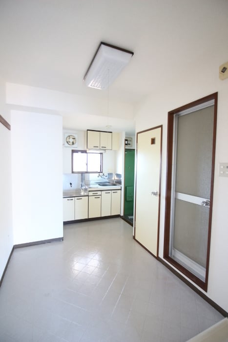 ビザビの物件内観写真