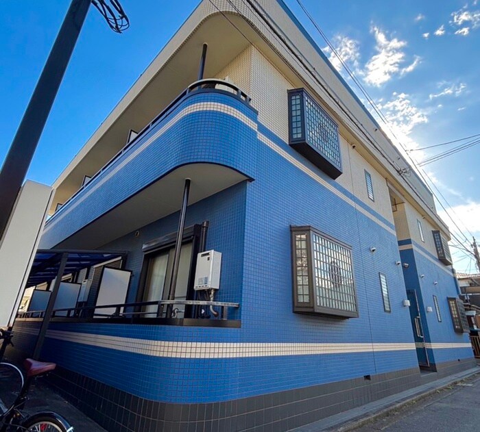 メ－ル　ドゥ　レ－ヴの物件外観写真