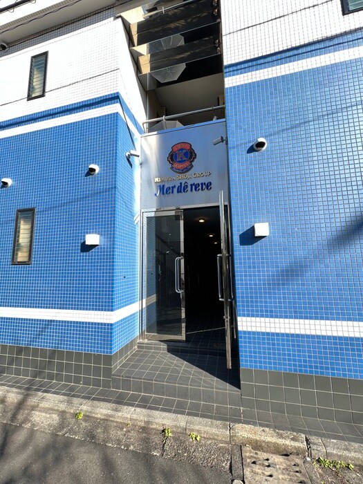 メ－ル　ドゥ　レ－ヴの物件外観写真