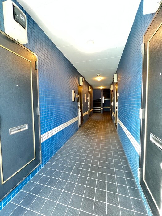 メ－ル　ドゥ　レ－ヴの物件外観写真