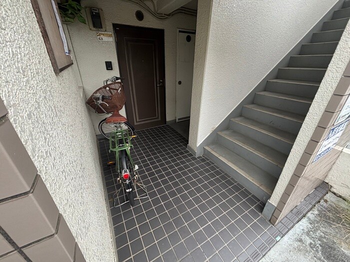 ザ・メイツの物件外観写真