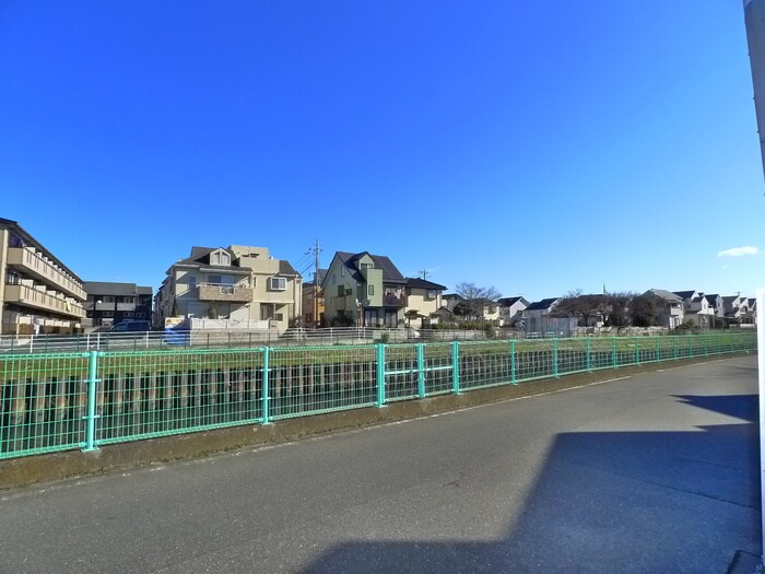 リリックコートヒロオパレスⅥの物件外観写真