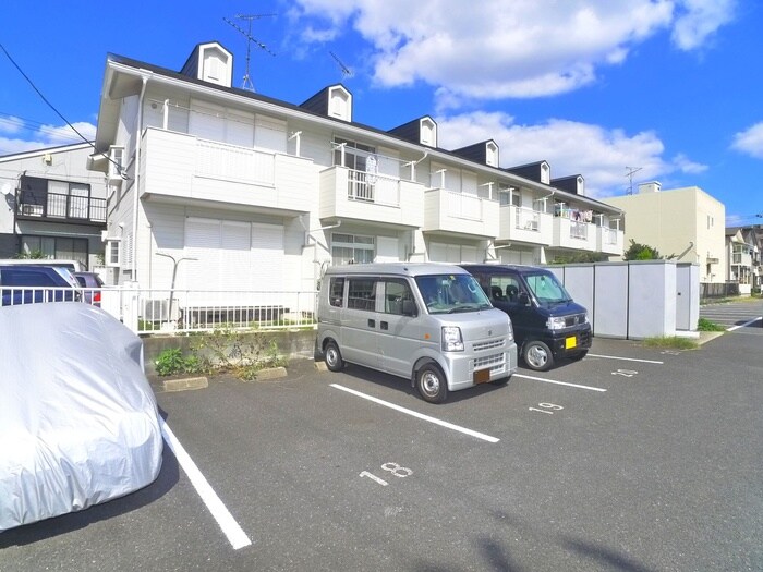 メゾンヴランシュの物件外観写真