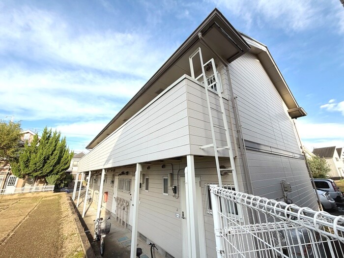 ラズライトの物件外観写真