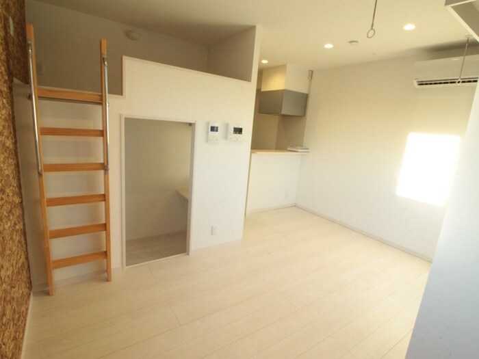 Ｒｅｓｅｒｖｅ　越谷レジデンスの物件内観写真