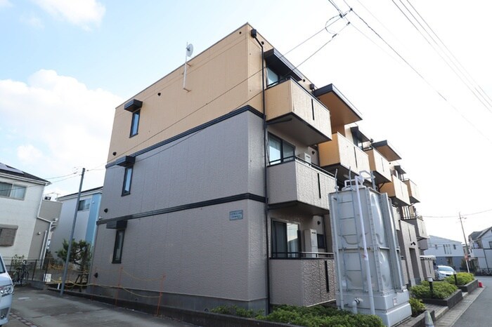 ハイツ・サンピ－チＢの物件外観写真