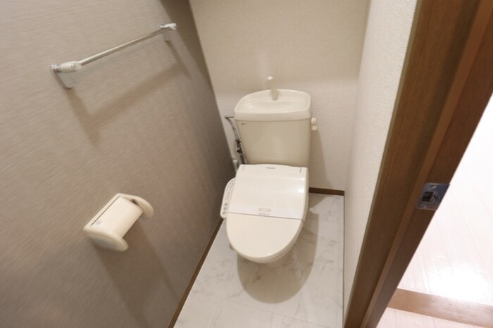 ハイツ・サンピ－チＢの物件内観写真