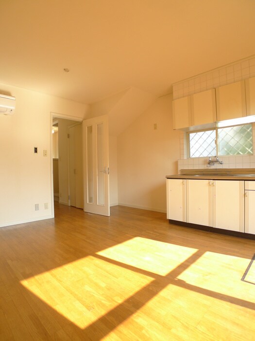 南浦和パークメゾネットの物件内観写真