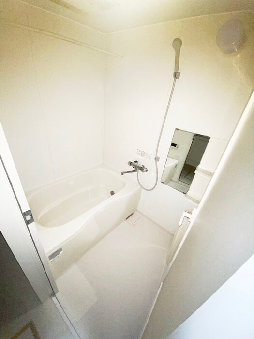 アン・ウィスタリアの物件内観写真