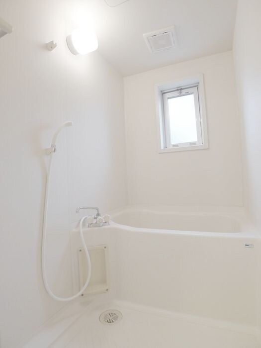 ジュネス桜田の物件内観写真