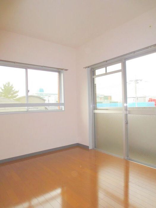 ジュネス桜田の物件内観写真