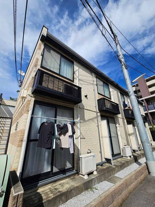 Condoleezaの物件外観写真