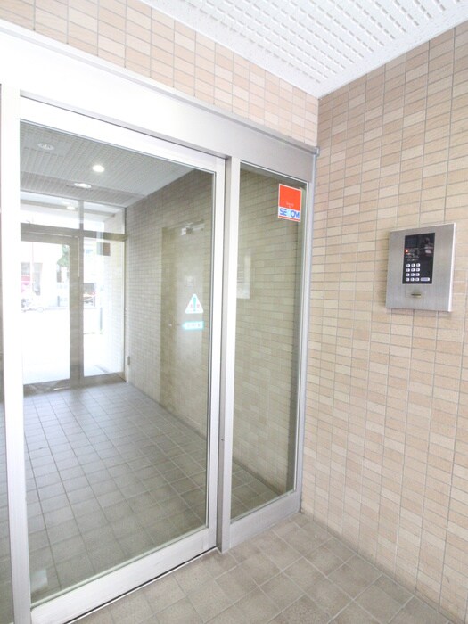 ラグゼナ本厚木の物件外観写真