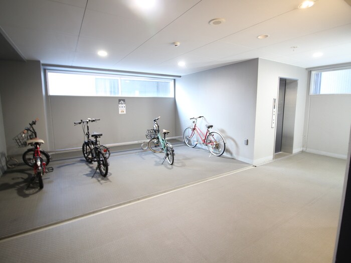 プライムアーバン初台の物件外観写真