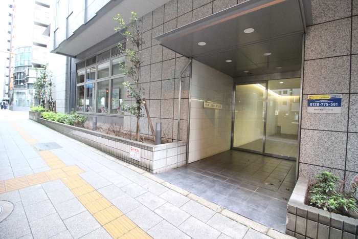 プライムアーバン初台の物件外観写真