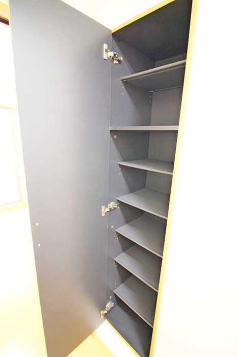 ハイ・トリー・エスの物件内観写真