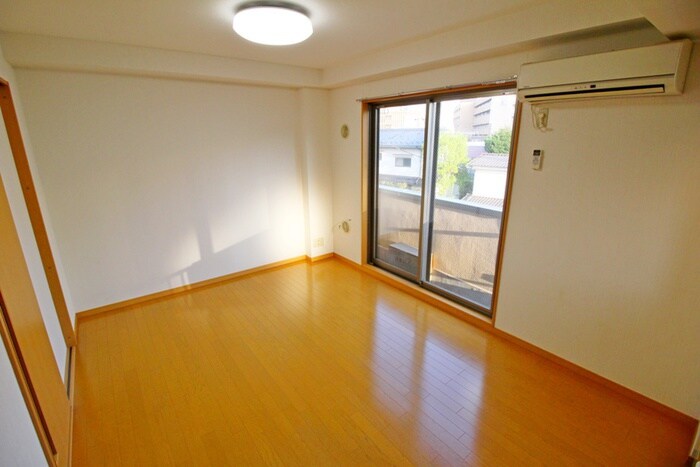 ハイ・トリー・エスの物件内観写真