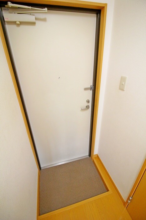 ハイ・トリー・エスの物件内観写真