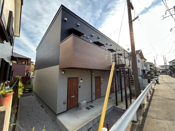 セナ船橋の物件外観写真