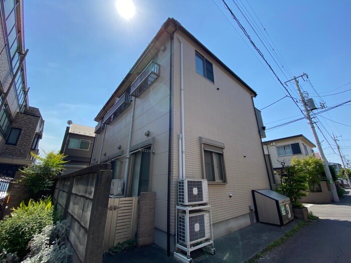 イ－ストフラット国立の物件外観写真